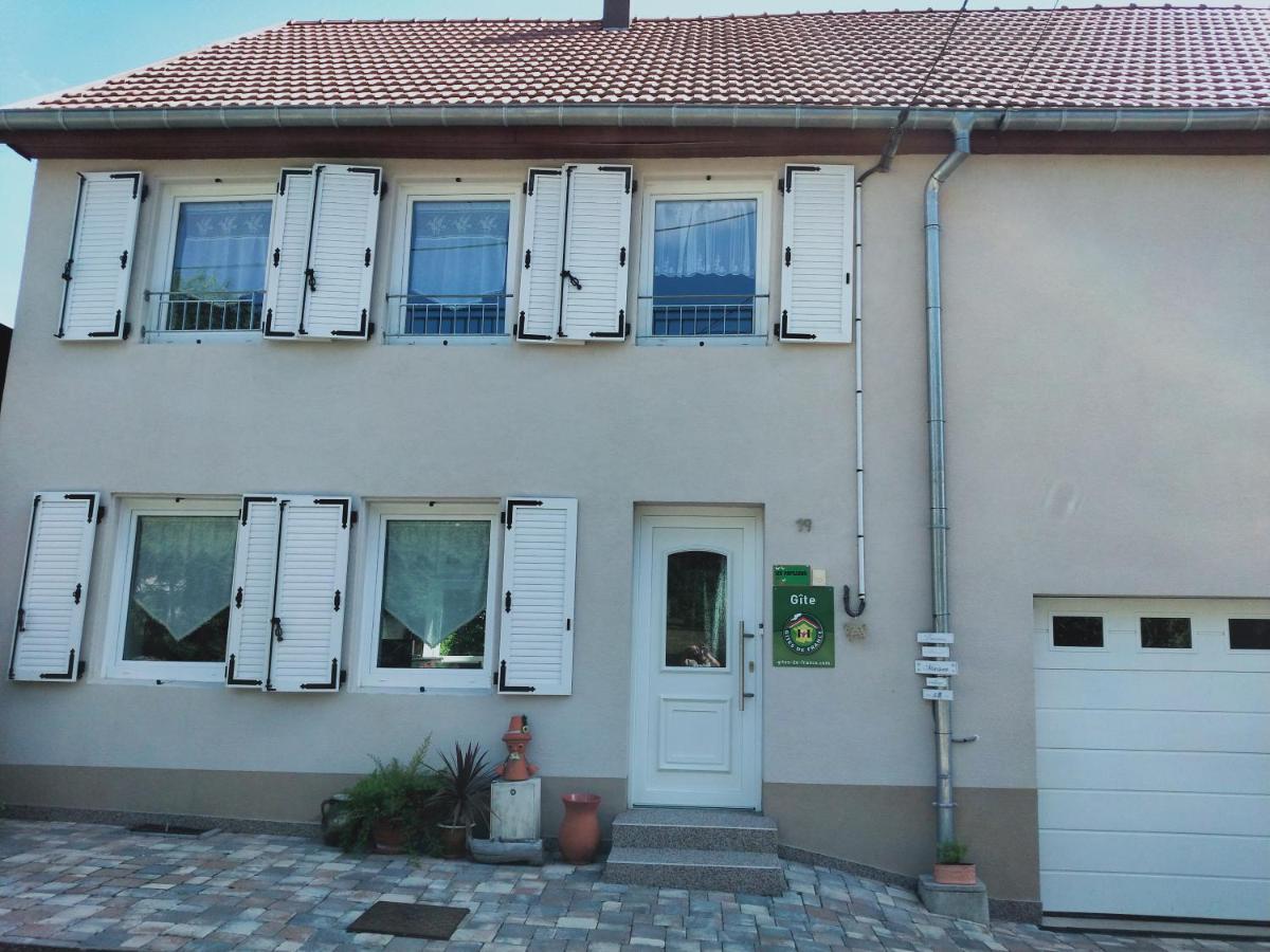 Gite Les Papillons Bining Exterior photo